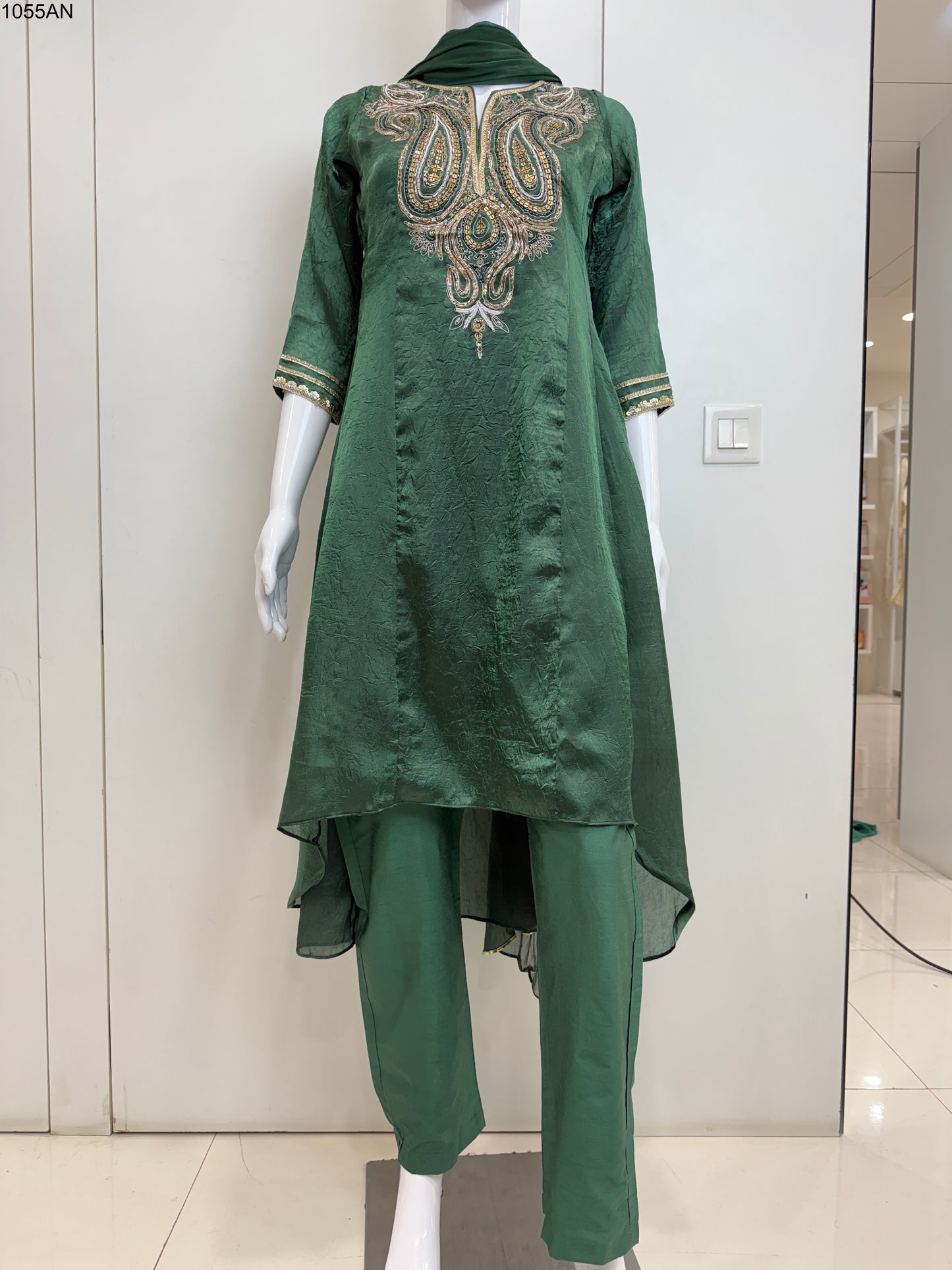 Anarkali SUit - 1011104 GA G