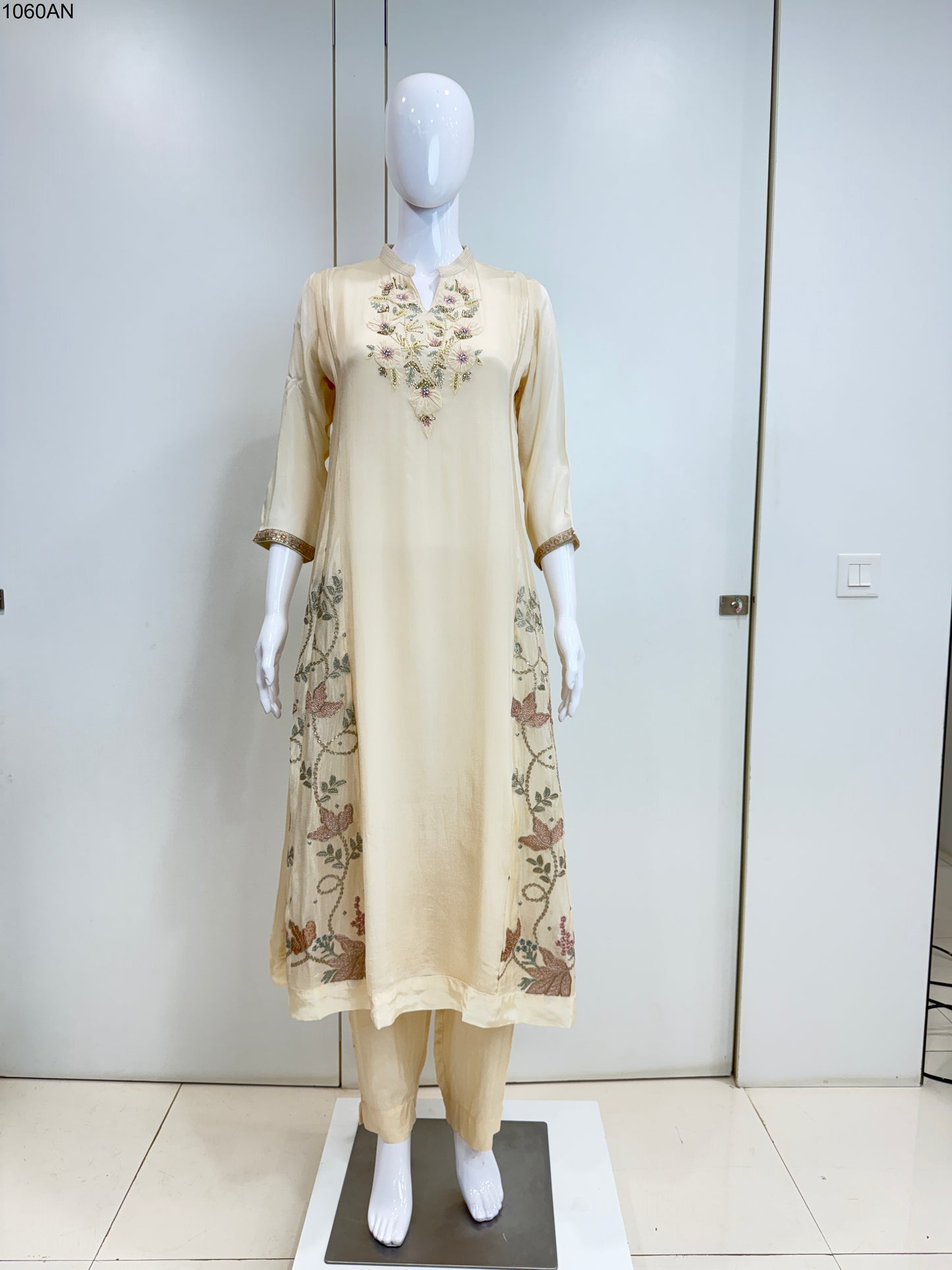 Anarkali - A311 AB CR 8